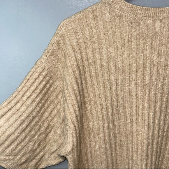MBYM Loose Fit Sweater Size Small - Picture 7 of 11